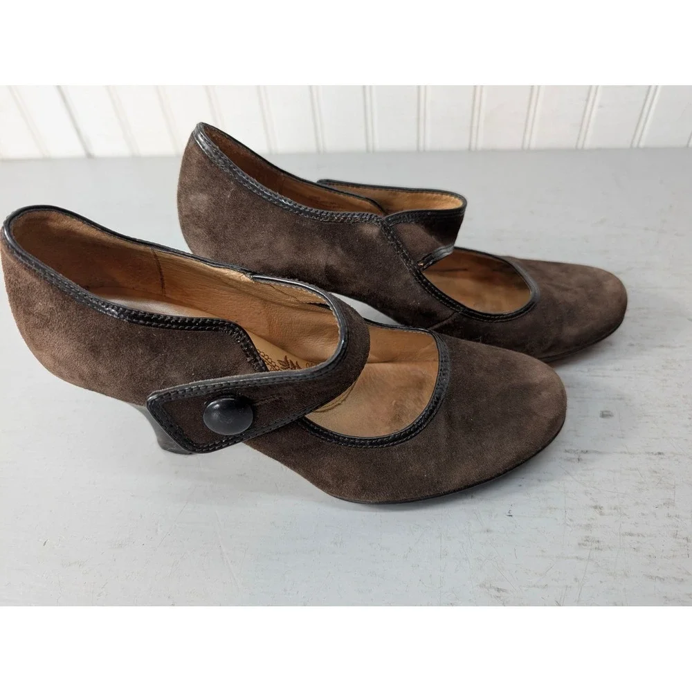Sofft Womens 7.5W Brown Suede Patent Leather Mary Jane Pumps Heels Shoes 1030820